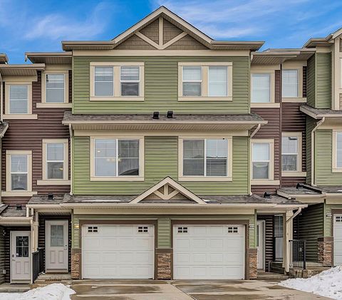 Photo of 249 Sage Hill Grove NW, Calgary, AB T3R 0Z8 (MLS # A2305733)