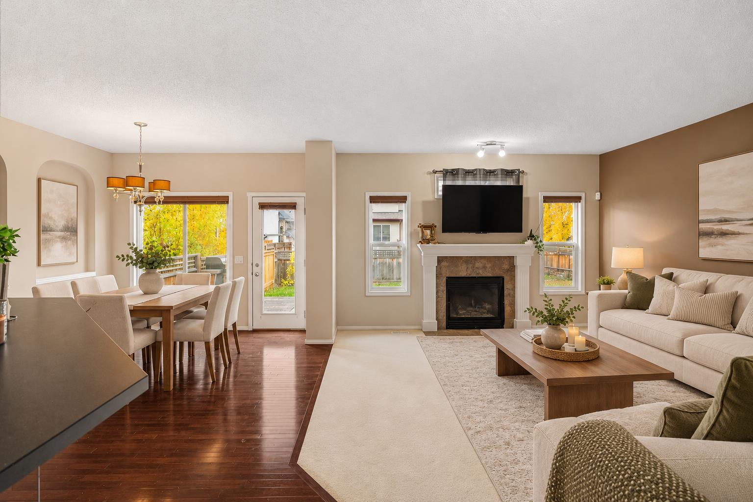216 Silverado Range Heights SW