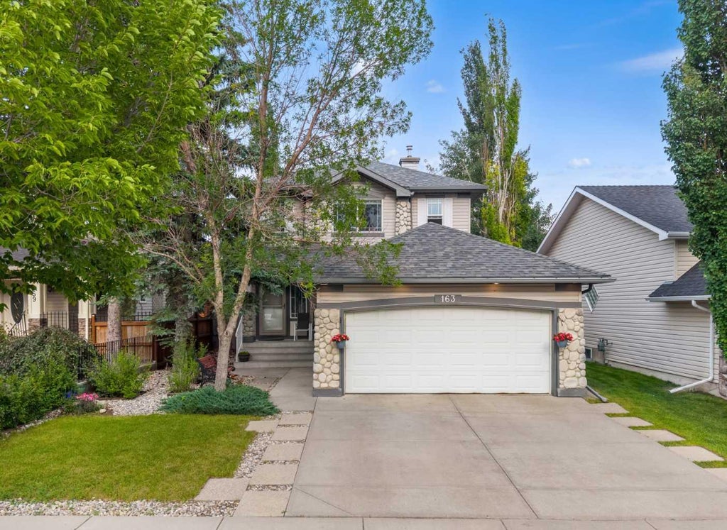 Photo of 163 West Lakeview Passage, Chestermere, AB T1X 1G8 (MLS # A2350538)