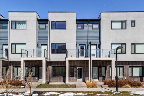 Photo of 218 Sherwood Sq NW #503, Calgary, AB T3R 0Y2 (MLS # A2307105)