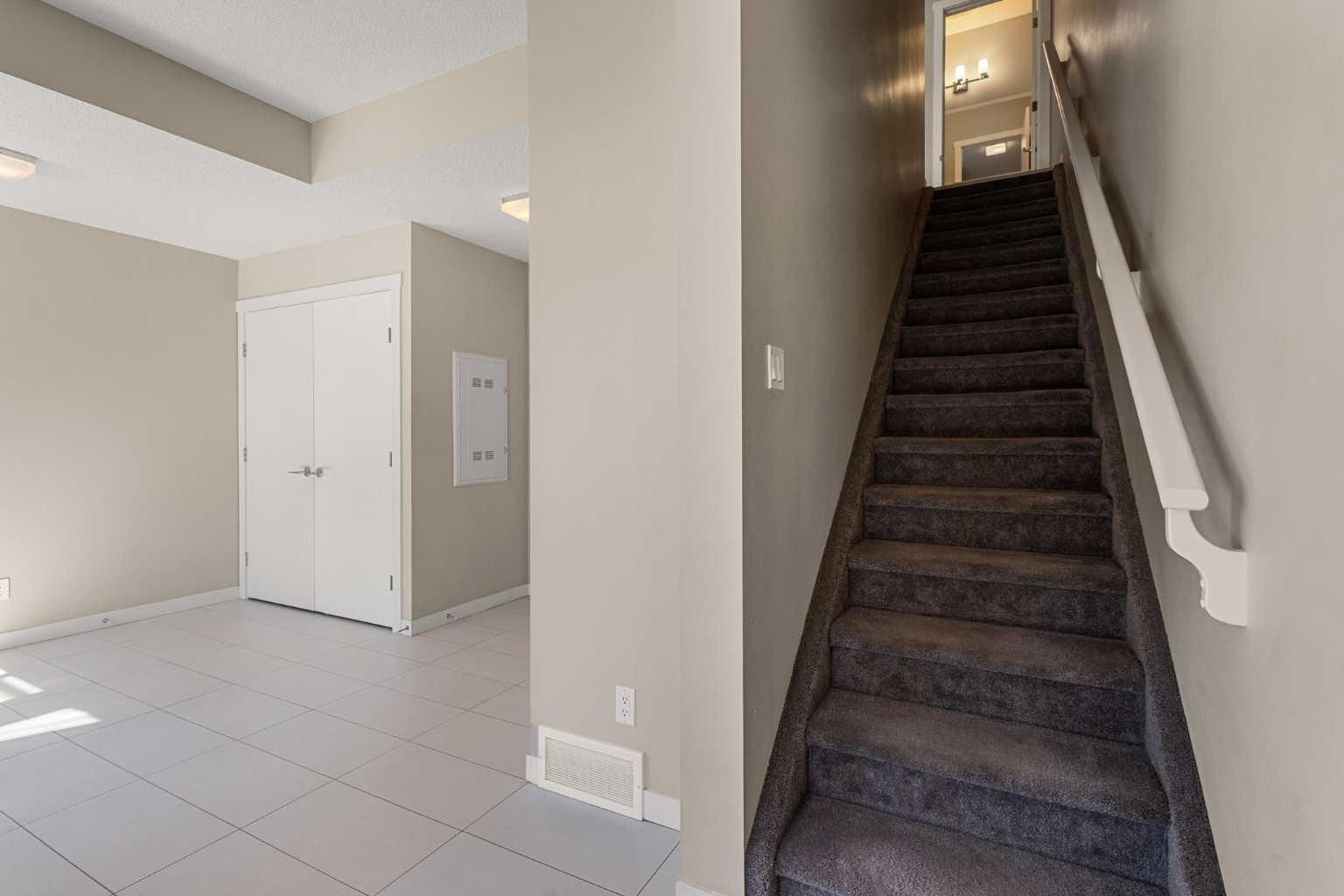218 Sherwood NW 503