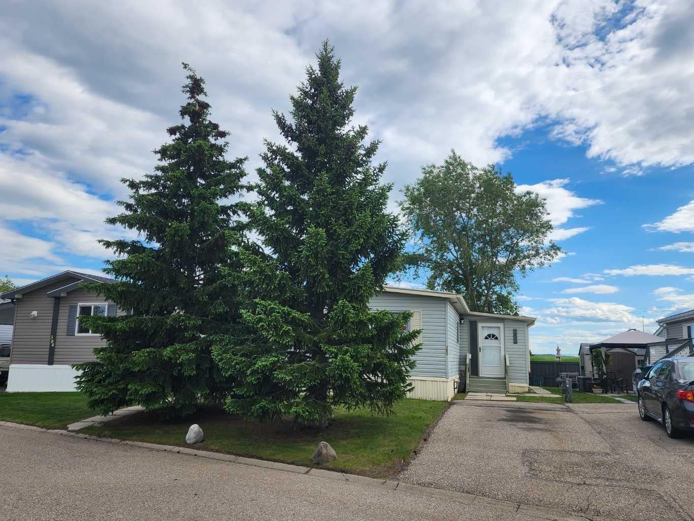 99 Arbour Lake Road NW 303
