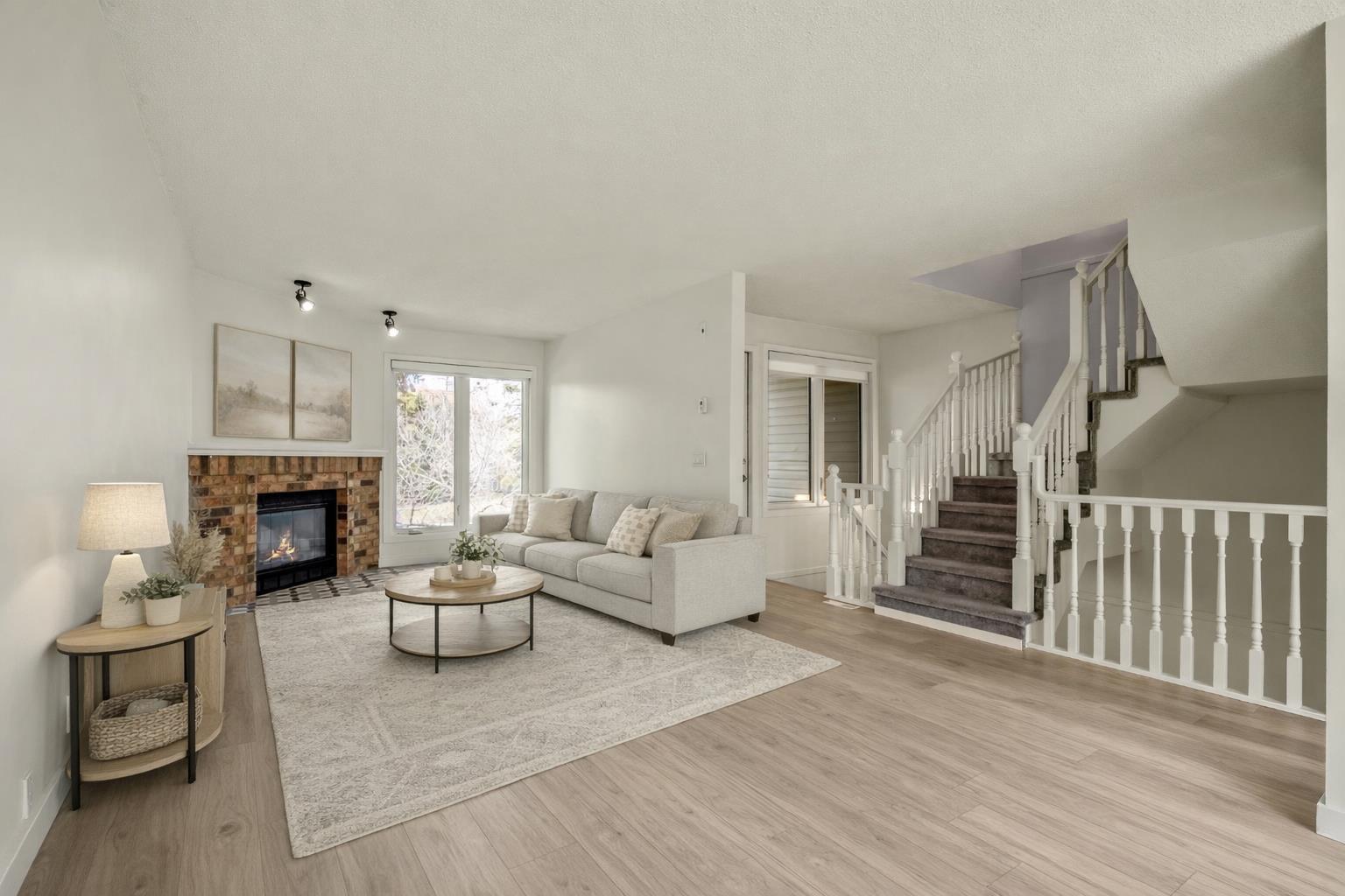 103 Coachway Lane SW