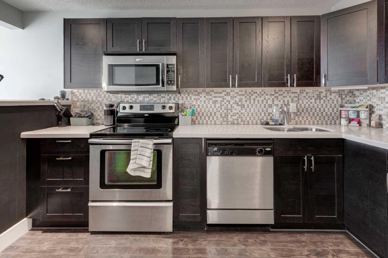 510 58 Avenue SW 407