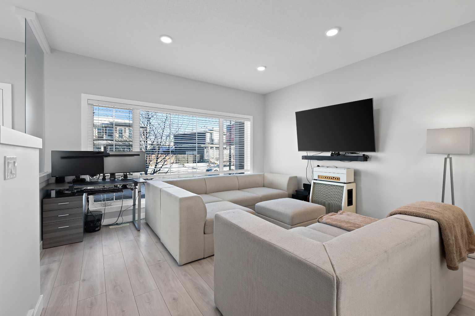 1249 Carrington Boulevard NW