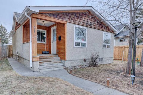 Photo of 2526 16 Street SE, Calgary, AB T2G 3R3 (MLS # A2284488)