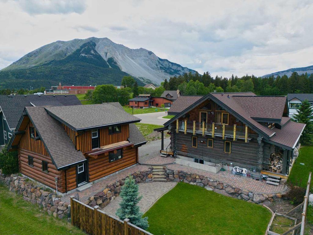 Photo of 21407 29 Avenue, Bellevue, AB T0K 0C0 (MLS # A2322019)