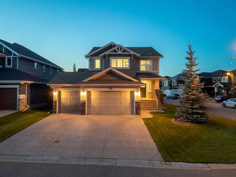 229 Stonemere Bay Chestermere AB T1X 0S1