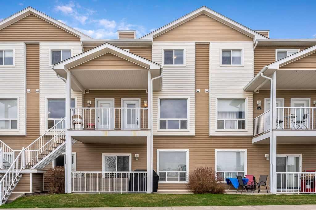 Photo of 108 Sunrise Terrace NE, High River, AB T1V 0C2 (MLS # A2308399)