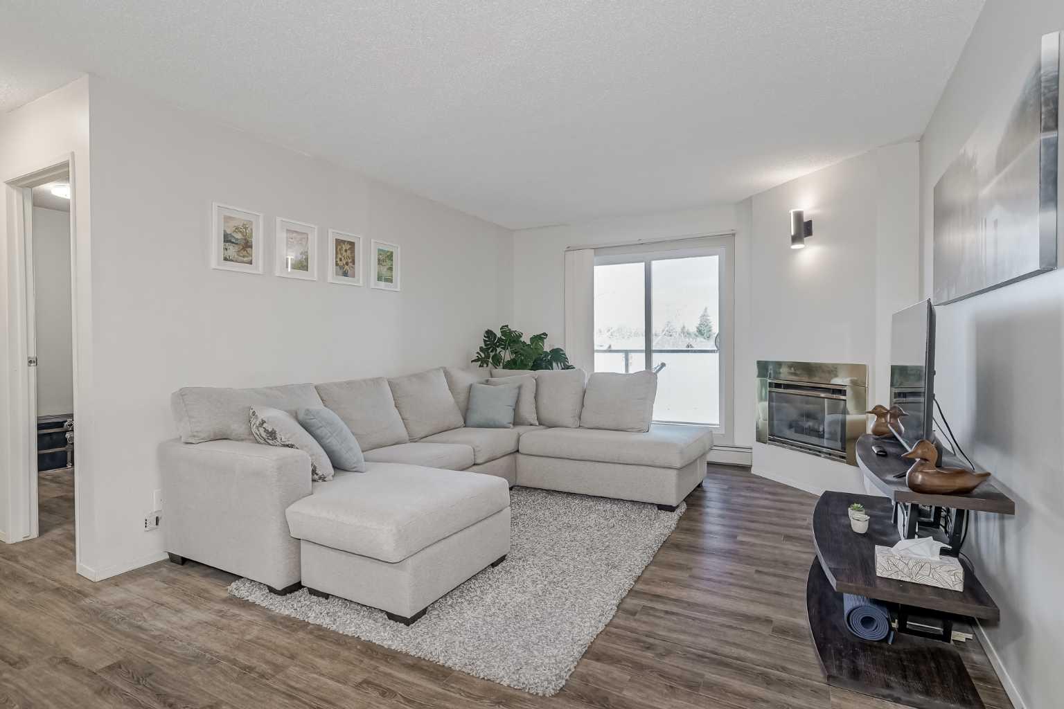 2834 Edenwold Heights NW 34