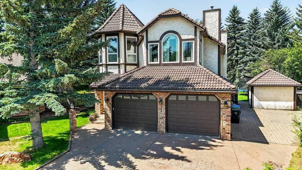 Photo of 128 Santana Court NW, Calgary, AB T3K 3L9 (MLS # A2330442)