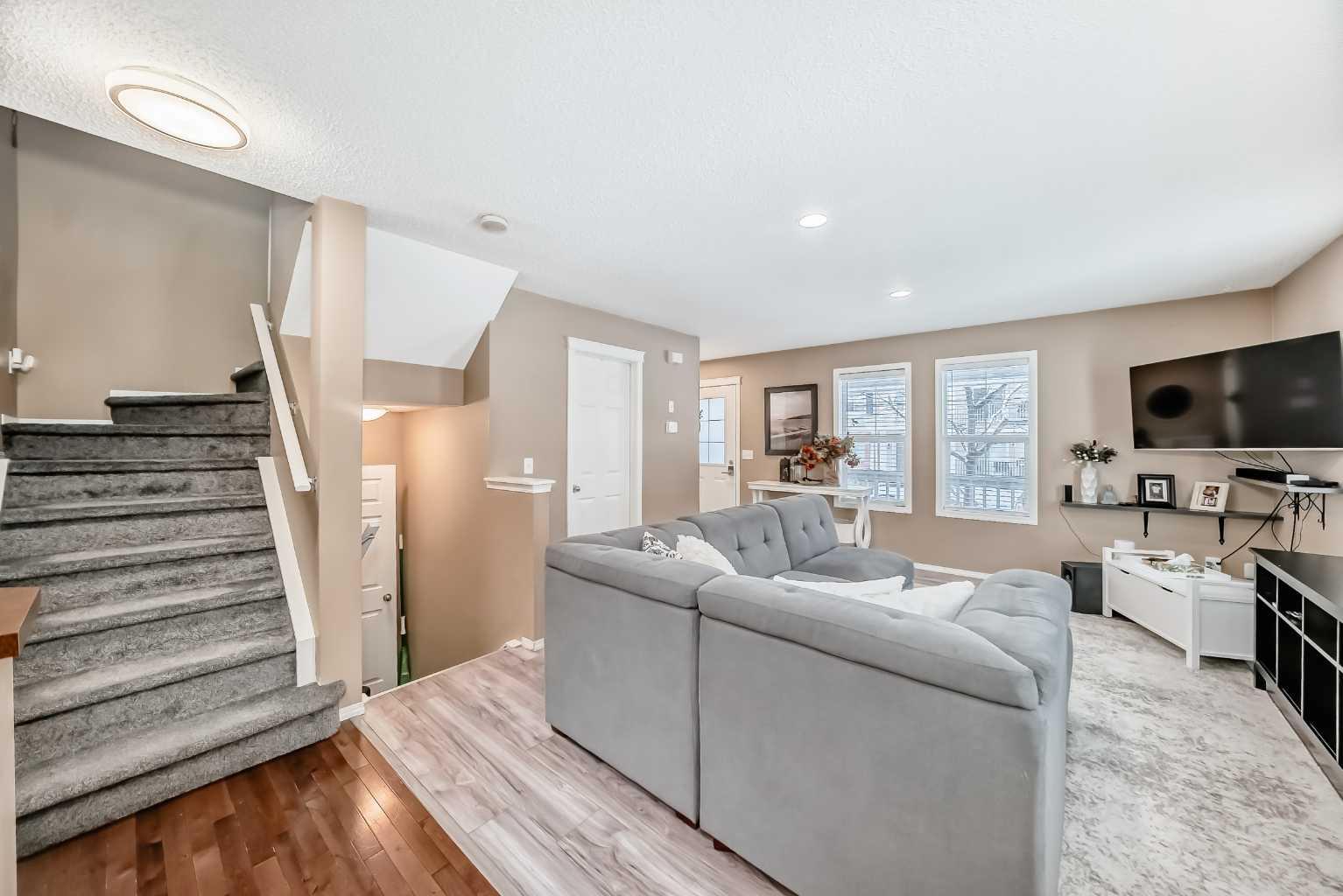 32 Country Village Lane NE