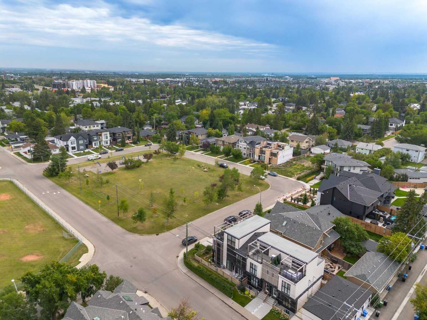 3105 Kildare Crescent SW
