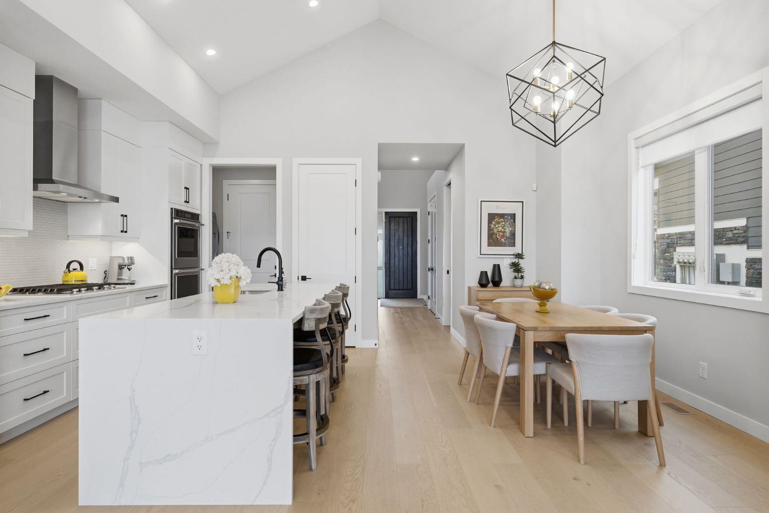 408 Crestridge Common SW