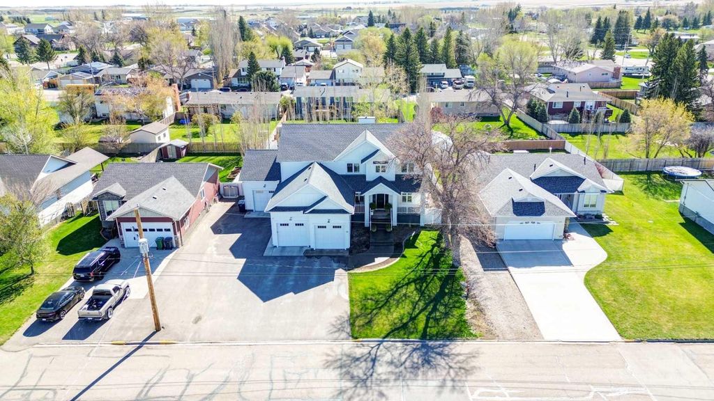 Photo of 39 N 1 Street E, Magrath, AB T0K 1J0 (MLS # A2307014)