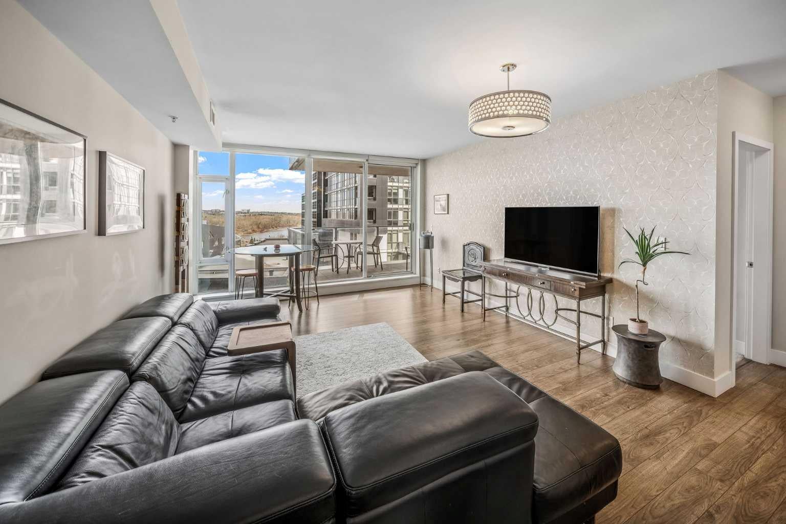 519 Riverfront Avenue SE 604
