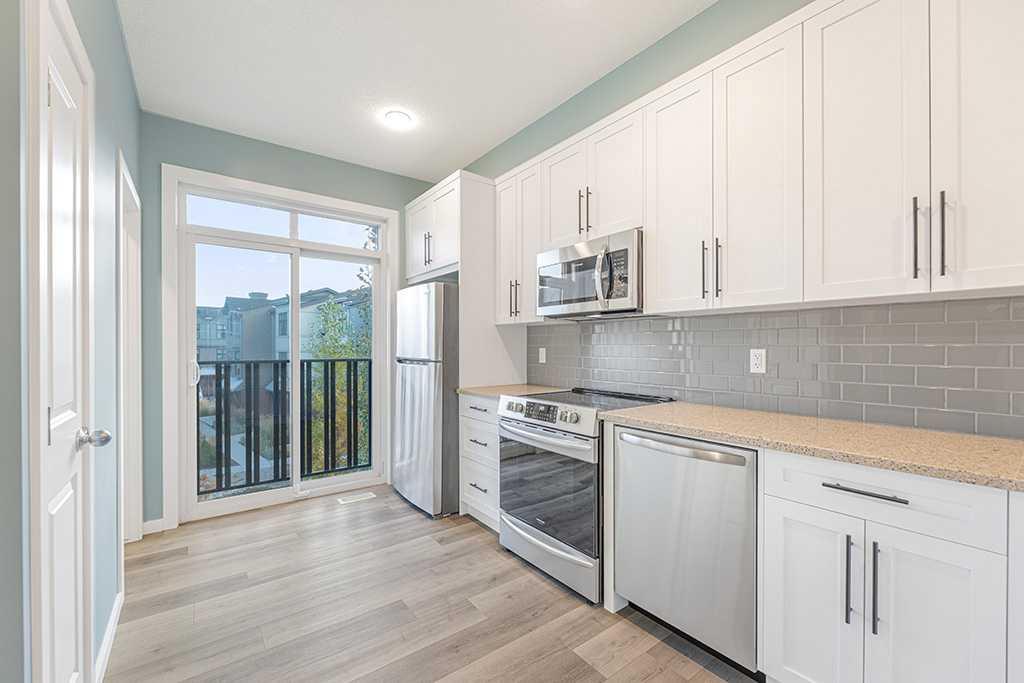 25 Spring Willow Close SW