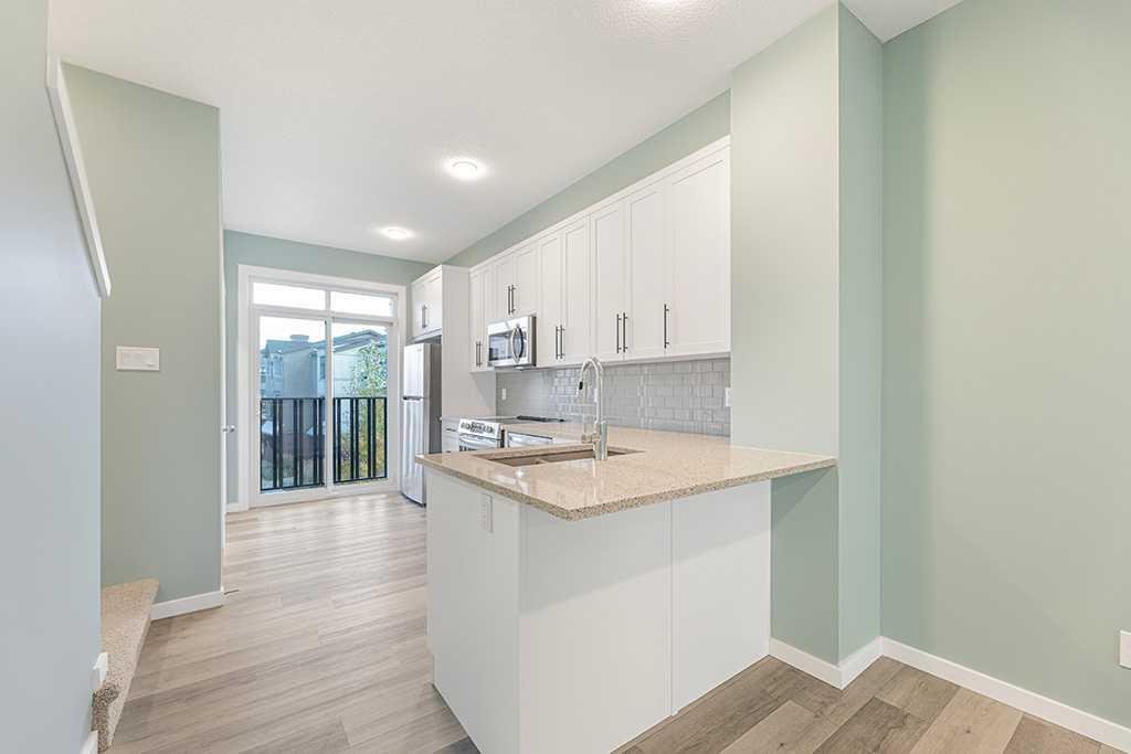 25 Spring Willow Close SW