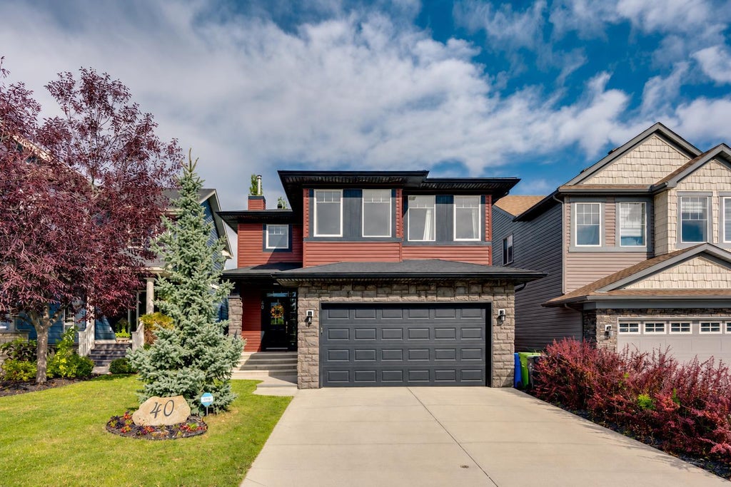 Photo of 40 Evanspark Circle NW, Calgary, AB T3P 0B4 (MLS # A2350062)