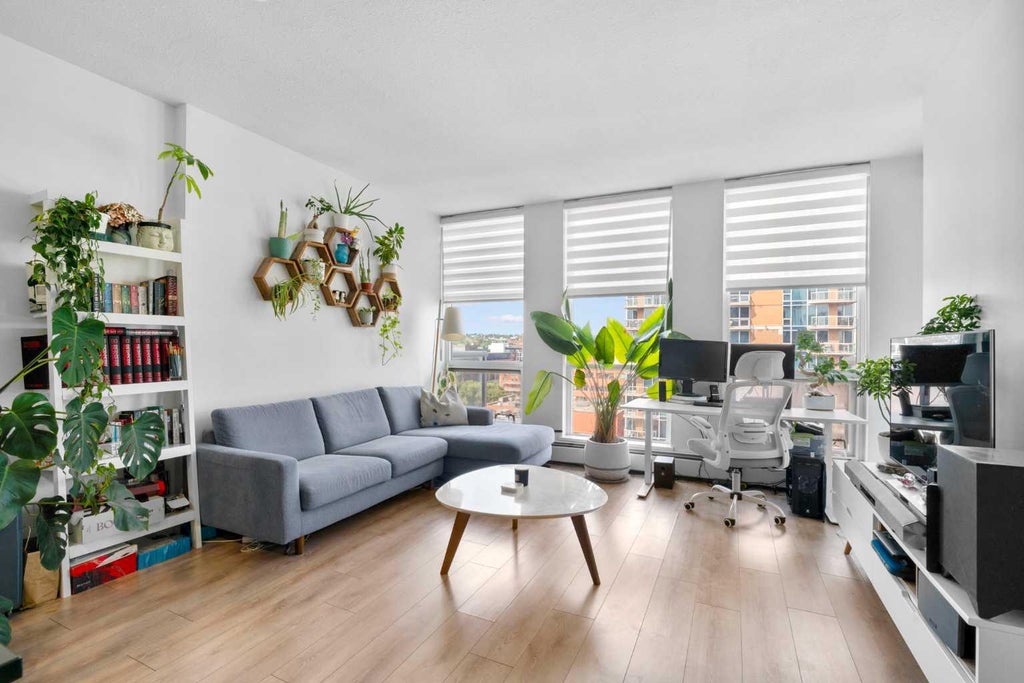 Photo of 1500 7 Street SW #905, Calgary, AB T2R 1A7 (MLS # A2353781)