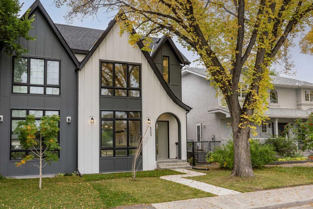 Photo of 523 55 Avenue SW, Calgary, AB T2V 0E9 (MLS # A2346790)