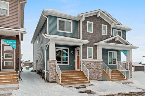 Photo of 15 Herron Walk NE, Calgary, AB T3P 2L2 (MLS # A2274982)