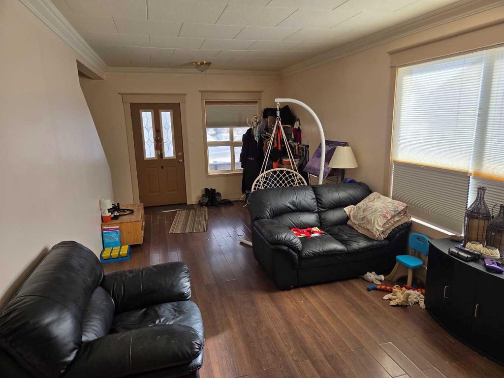 Photo of 5214 50 Street, Castor, AB T0C 0X0 (MLS # A2292787)