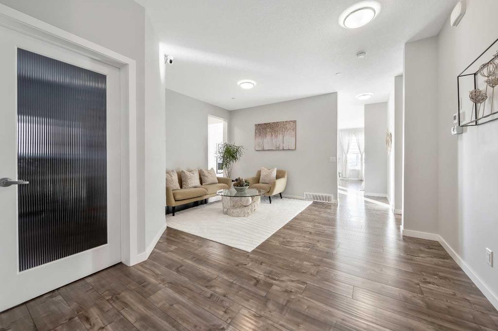 Photo of 240 Lucas Crescent NW, Calgary, AB T3P 1M8 (MLS # A2267795)