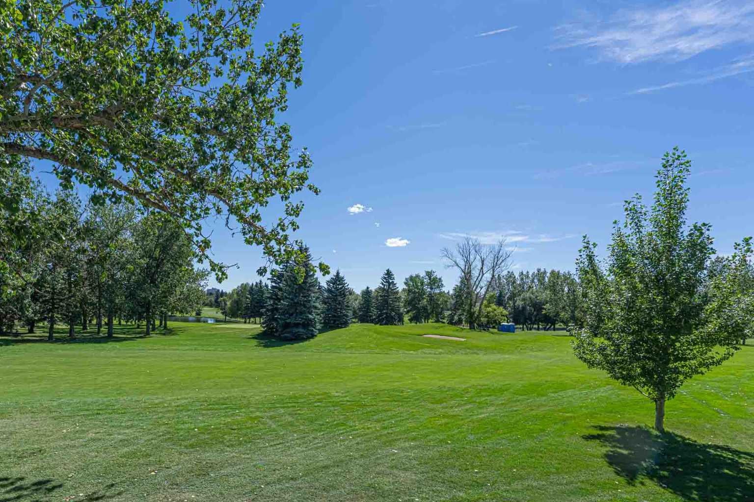 24 Hemlock Crescent SW 3302