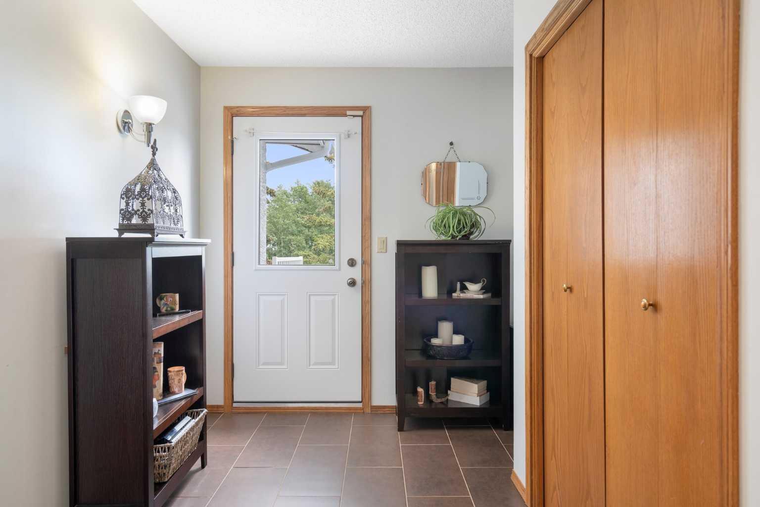 31 Biggar Heights Bay