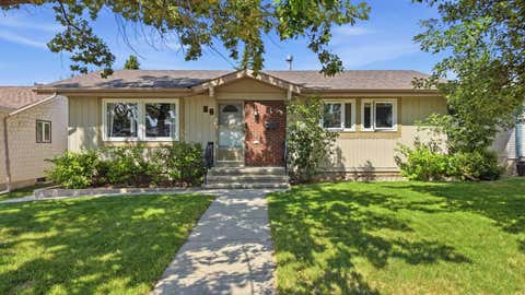 Photo of 36 Anders Street, Red Deer, AB T4R 1B8 (MLS # A2333407)