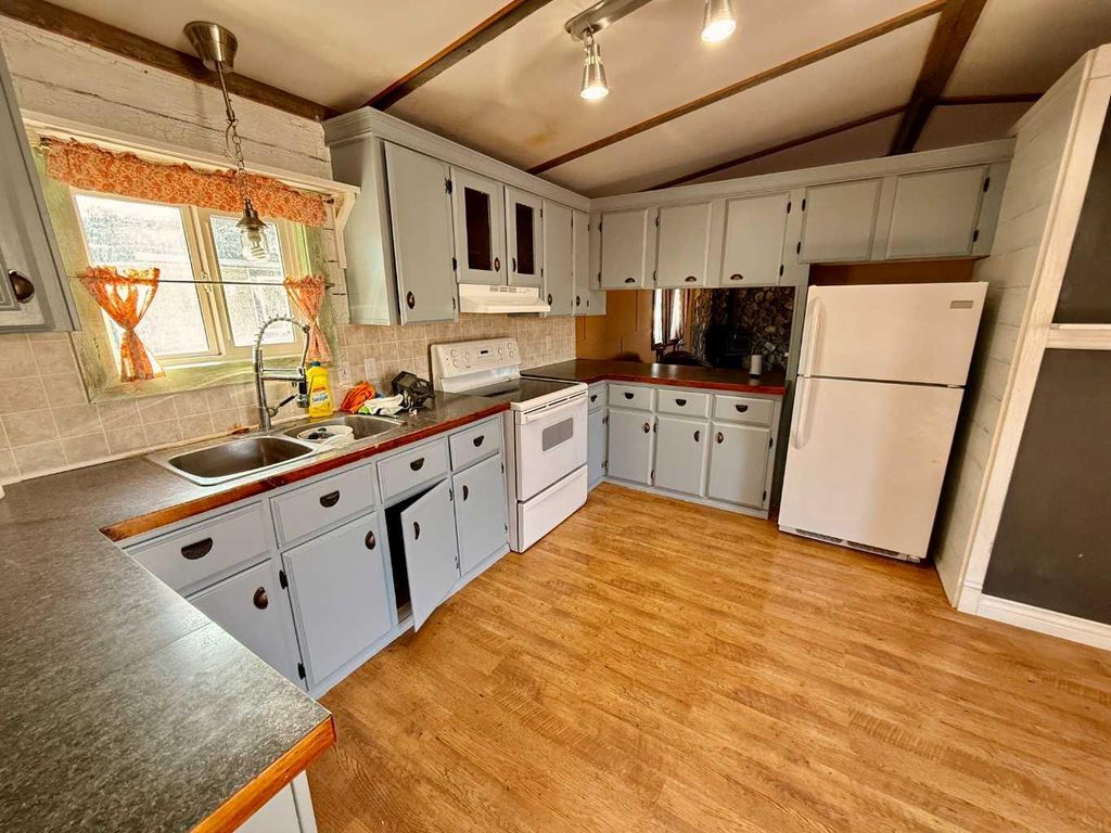 Photo of 5019 49 Street, Amisk, AB T0B 0B0 (MLS # A2293791)