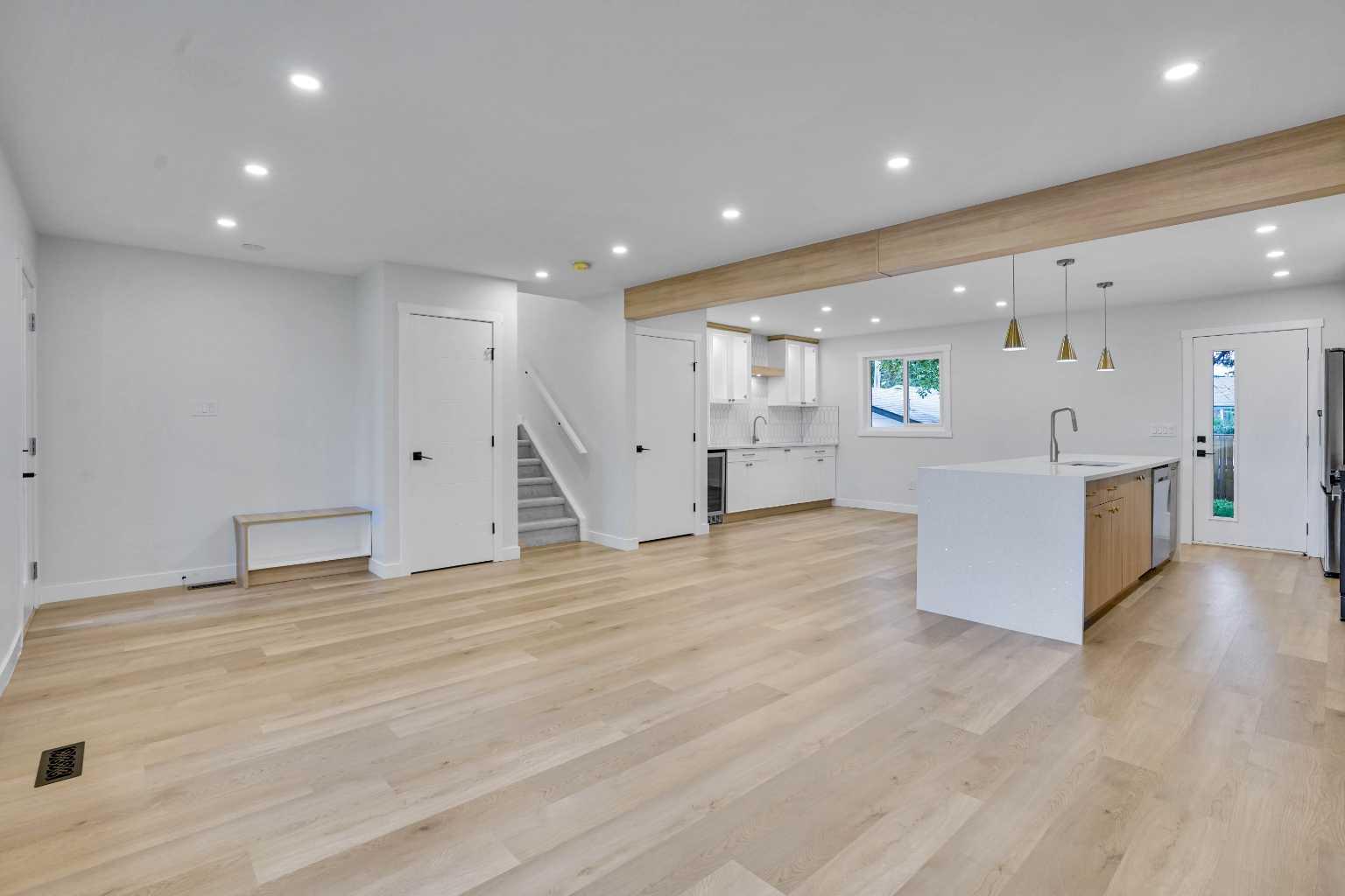 111 Allandale Close SE