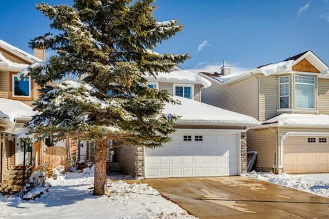 Photo of 18 Bridlewood Way SW, Calgary, AB T2Y 3R5 (MLS # A2303884)