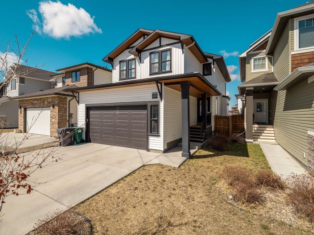 Photo of 653 Aquitania Boulevard W, Lethbridge, AB T1J 5N4 (MLS # A2300863)