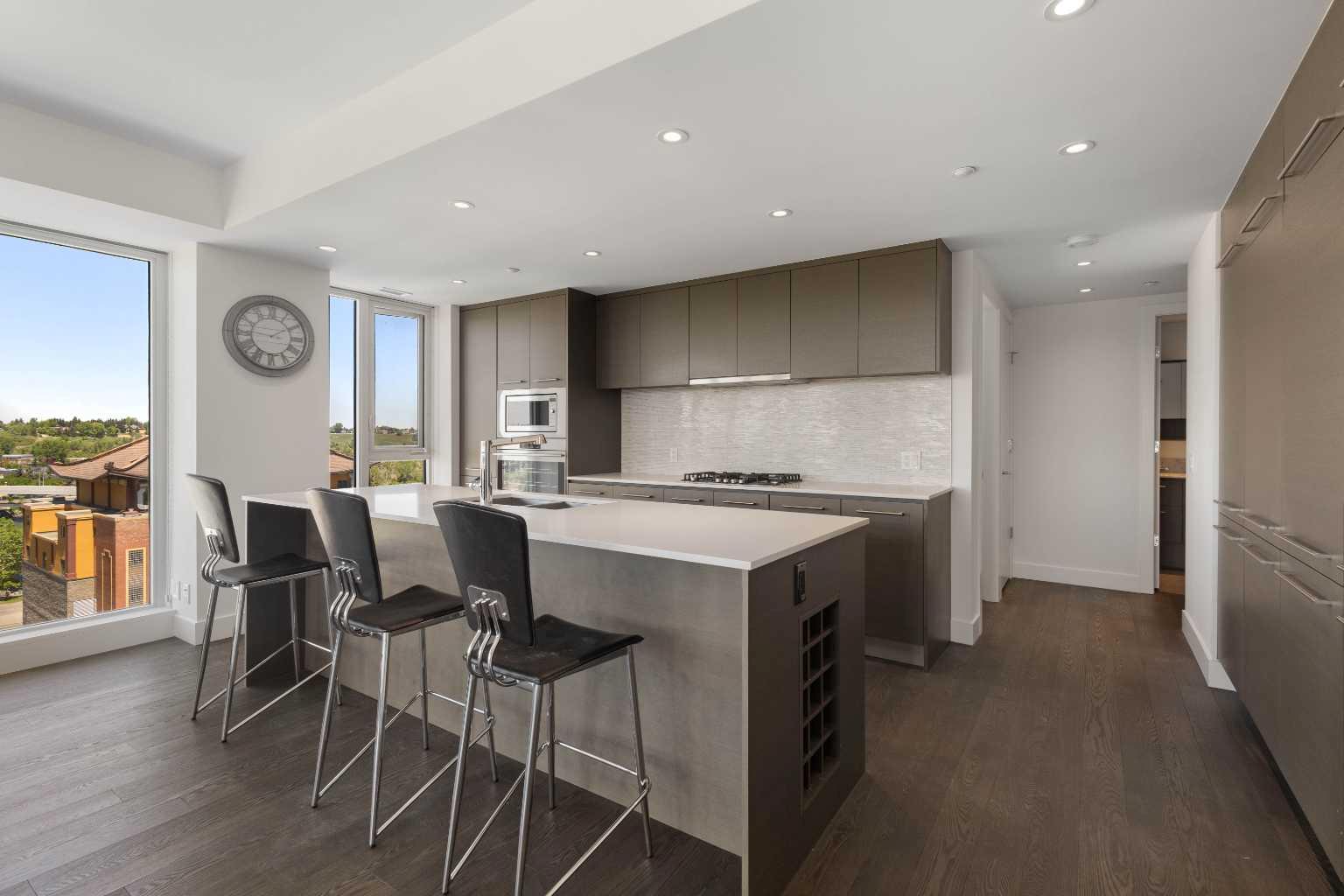 1025 5 Avenue SW 1003