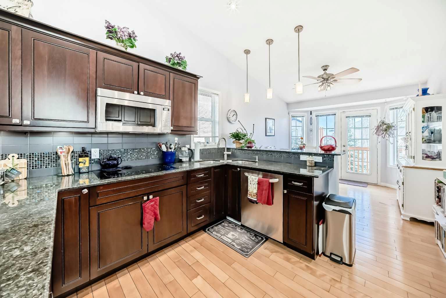 337 Harvest Lake Green NE