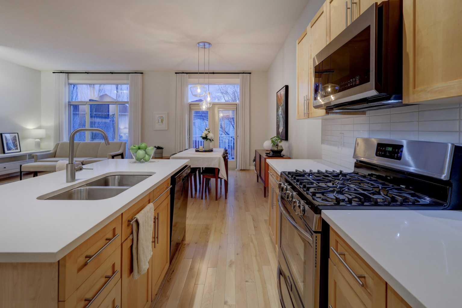 57 Discovery Ridge Hill SW