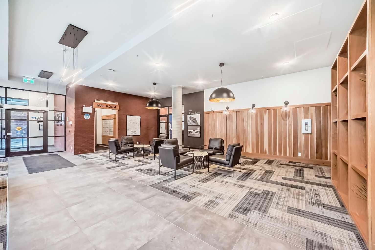 4138 University Avenue NW 612