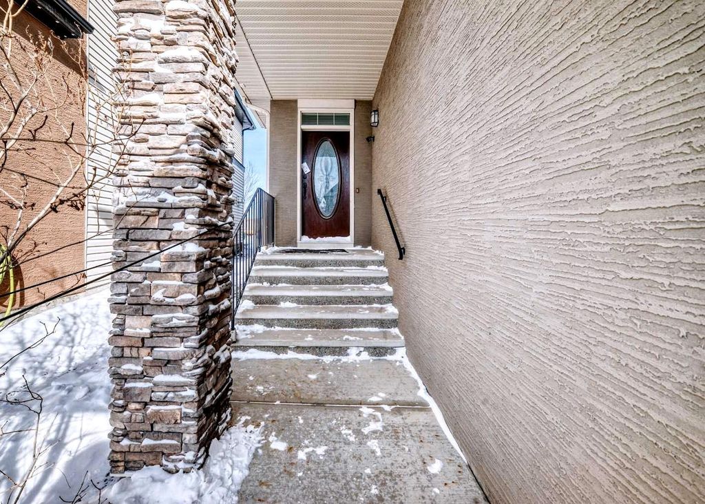 Photo of 46 Cranford Gardens SE, Calgary, AB T3M 0W4 (MLS # A2286546)
