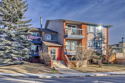 4340 73 Street NW Calgary AB T3B 2M1