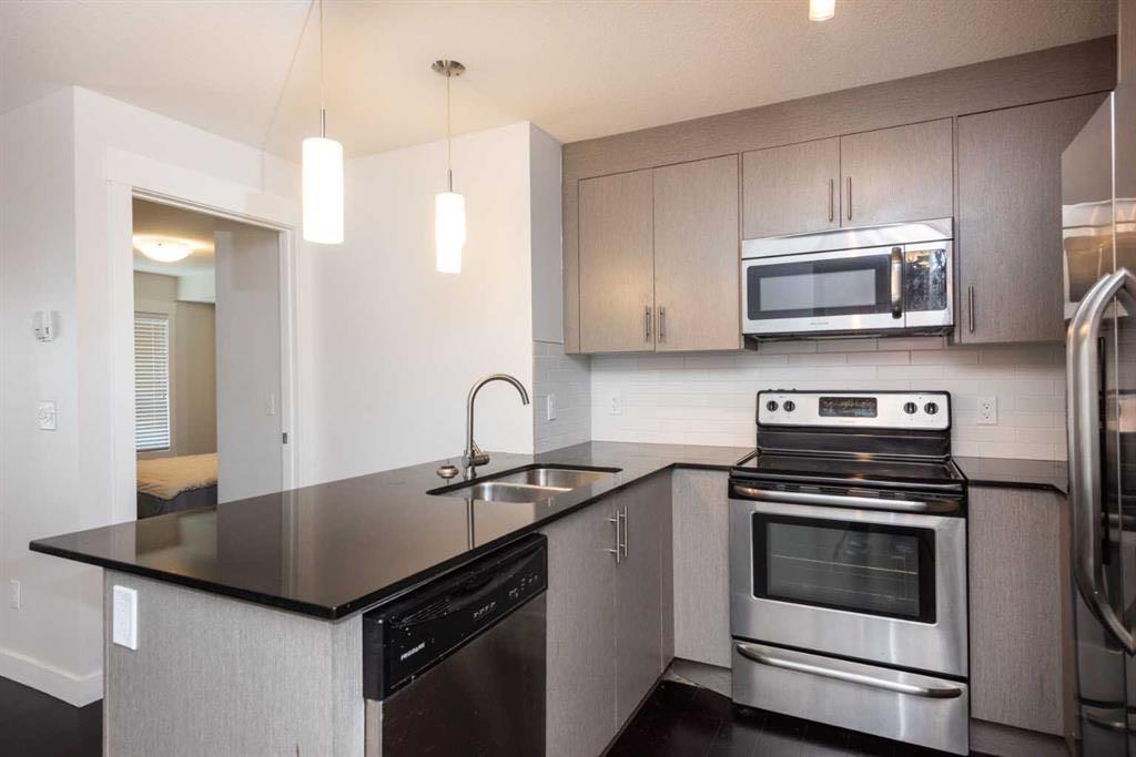 240 Skyview Ranch Road NE 2203