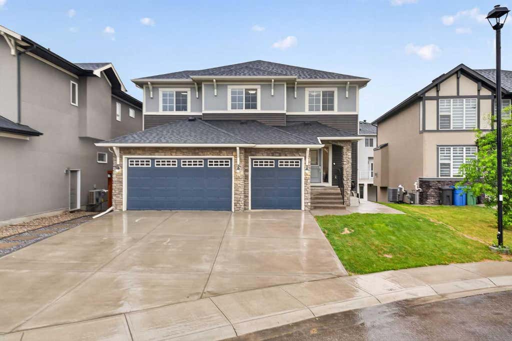 Photo of 109 Kinniburgh Cove, Chestermere, AB T1X 0Y6 (MLS # A2317356)