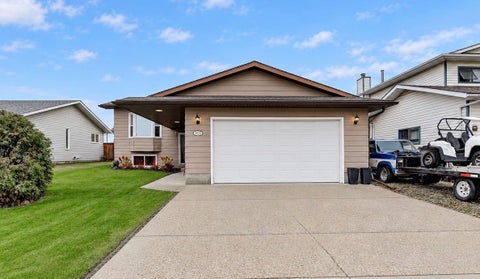 Photo of 8926 102 Avenue, Grande Prairie, AB T8X 1G3 (MLS # A2351670)
