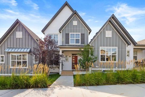 Photo of 273 Lucas Avenue NW, Calgary, AB T3P 1S3 (MLS # A2295469)