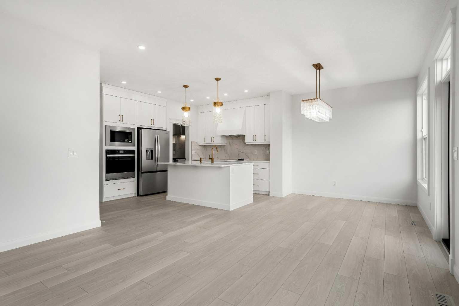 94 Cornerbrook Crescent NE