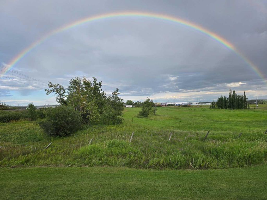 Photo of 3910 Highway 12, Lacombe, AB T4L 1A6 (MLS # A1117833)