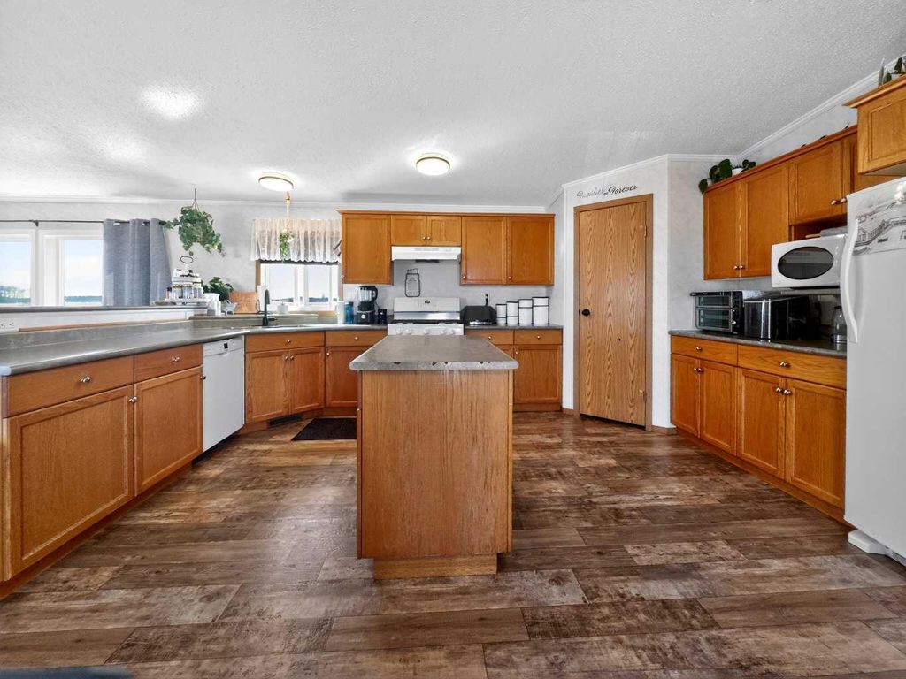 Photo of 15137 TWP 1052, Rural Mackenzie County, AB T0H 2H0 (MLS # A2308023)