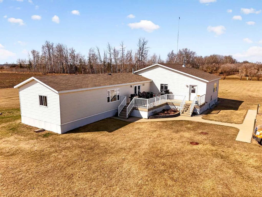 Photo of 15137 TWP 1052, Rural Mackenzie County, AB T0H 2H0 (MLS # A2308023)