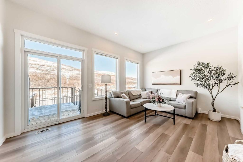 Photo of 272 Cranbrook Square SE, Calgary, AB T3M 3K8 (MLS # A2288086)